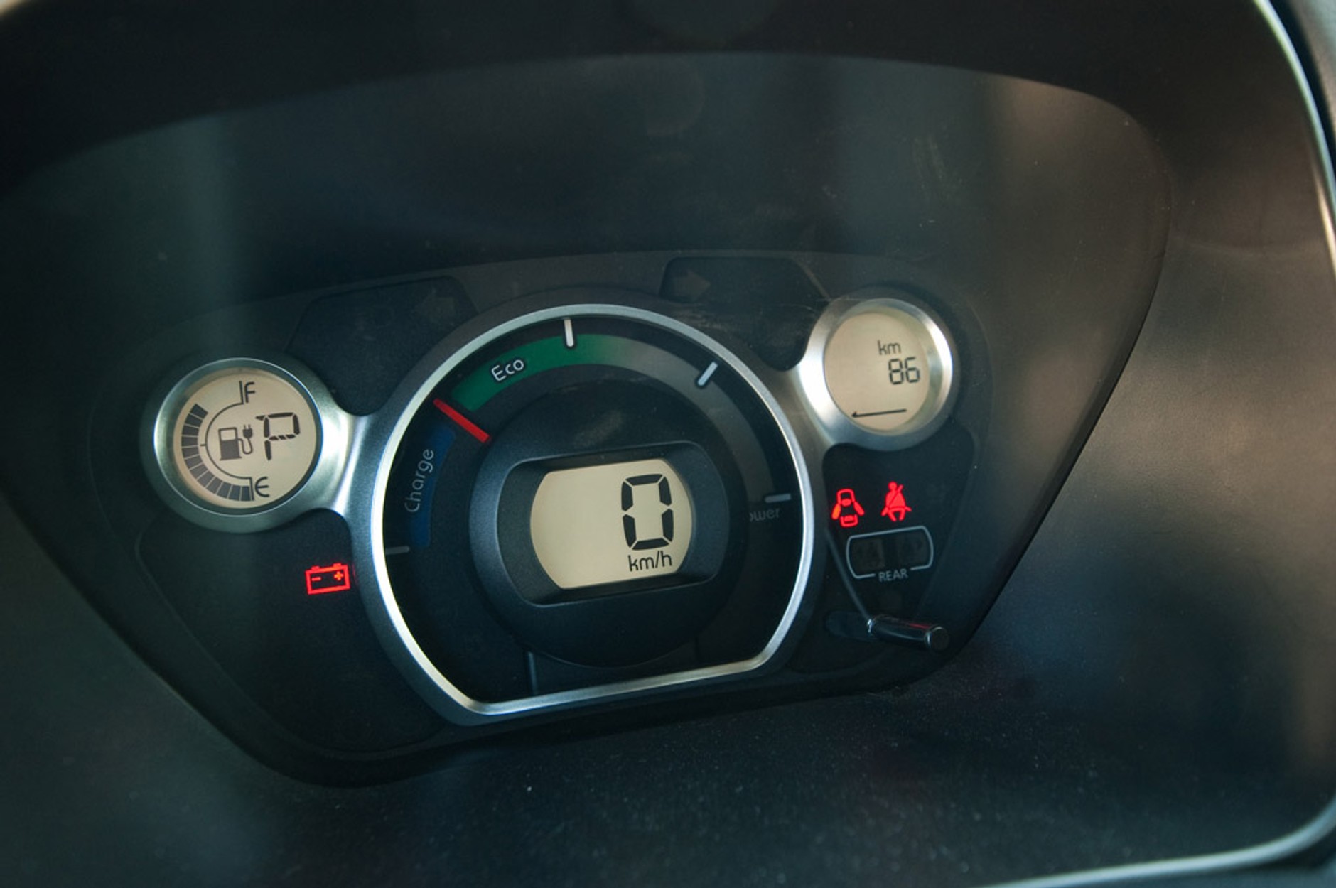 Peugeot ion: uzależniony od elektryczności