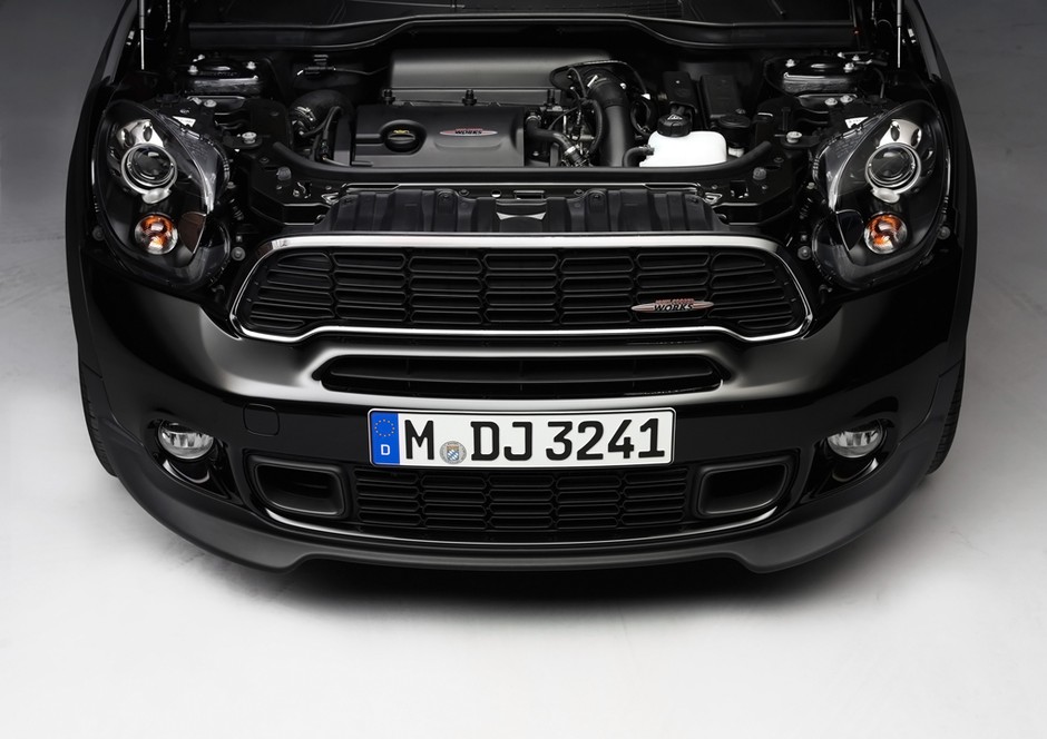 Mini Counrtyman JCW: szybko poza asflatem