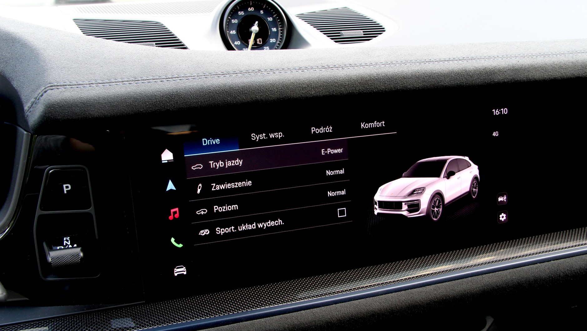 Wnętrze Porsche Cayenne Turbo E-Hybrid