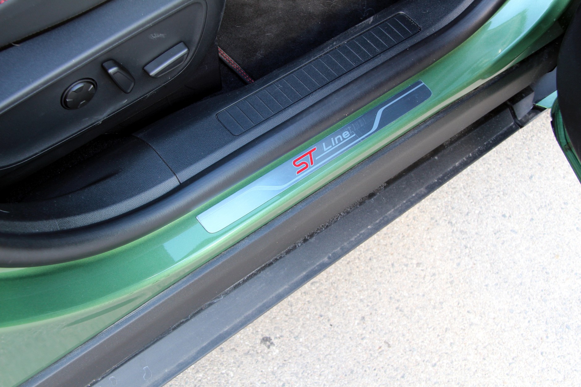 Ford Kuga 2.5 FHEV ST Line X