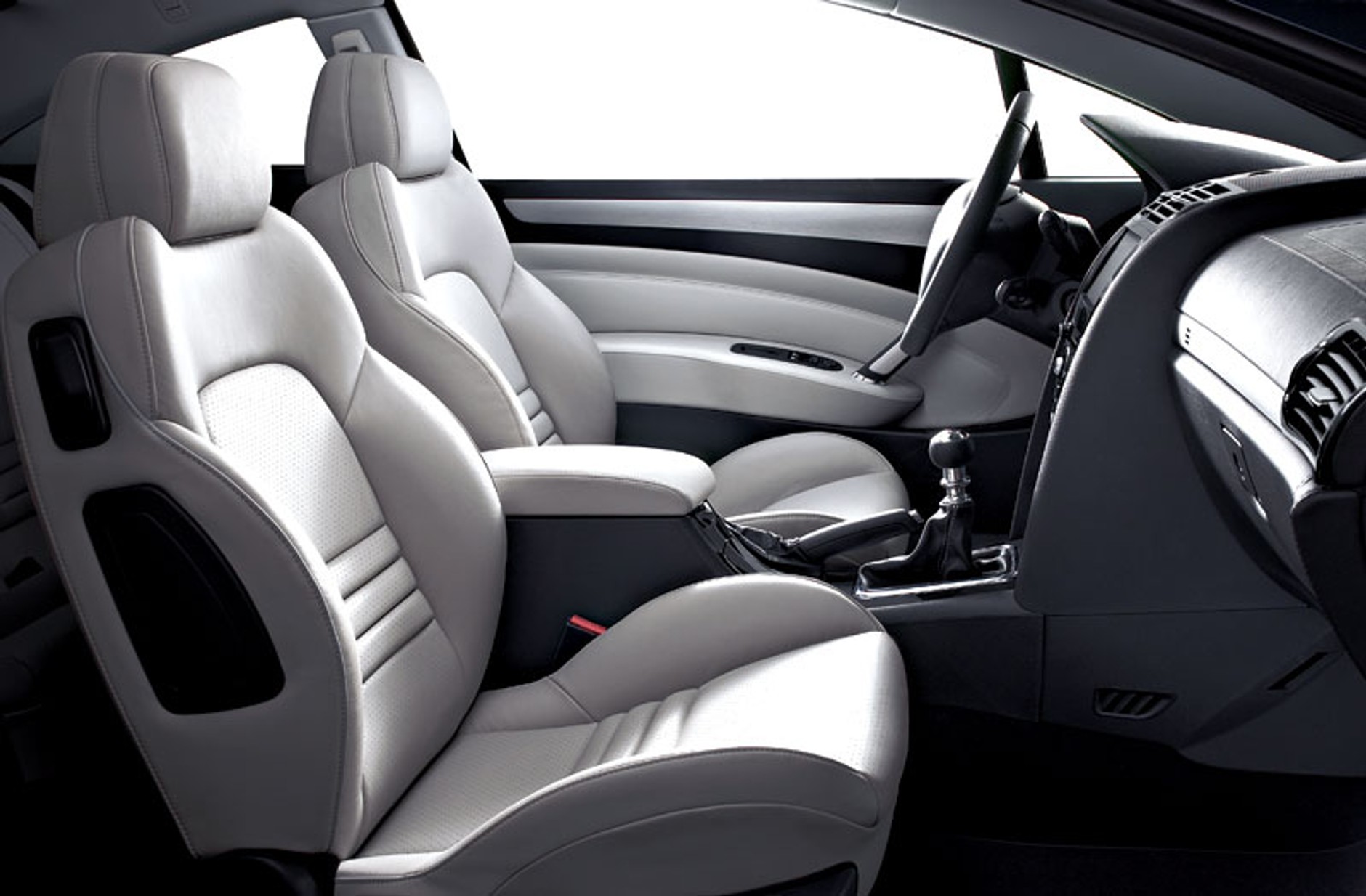 Peugeot 407 Coupé 3,0 V6 HDi: najmocniejszy seryjny Peugeot