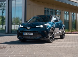 Nie tylko nowe. Toyota rozpycha się na rynku aut używanych
