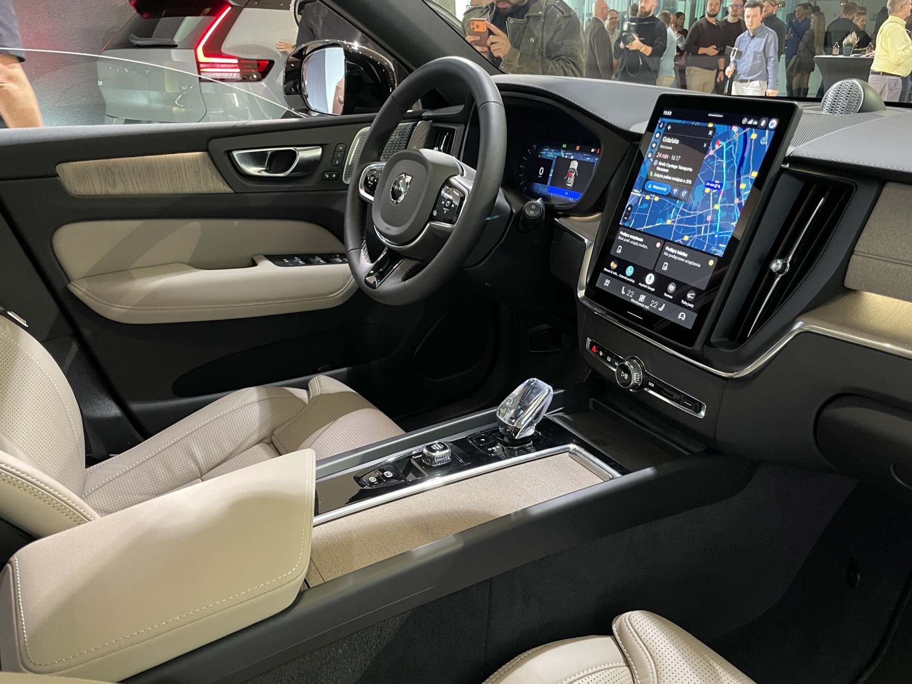 Volvo XC60 (2027)