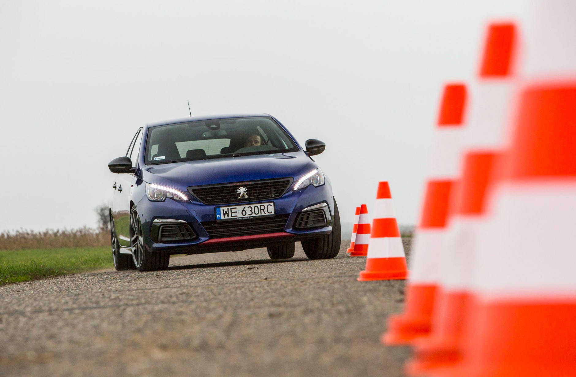 Peugeot 308 GTi - przeniesie cię w świat wyścigów