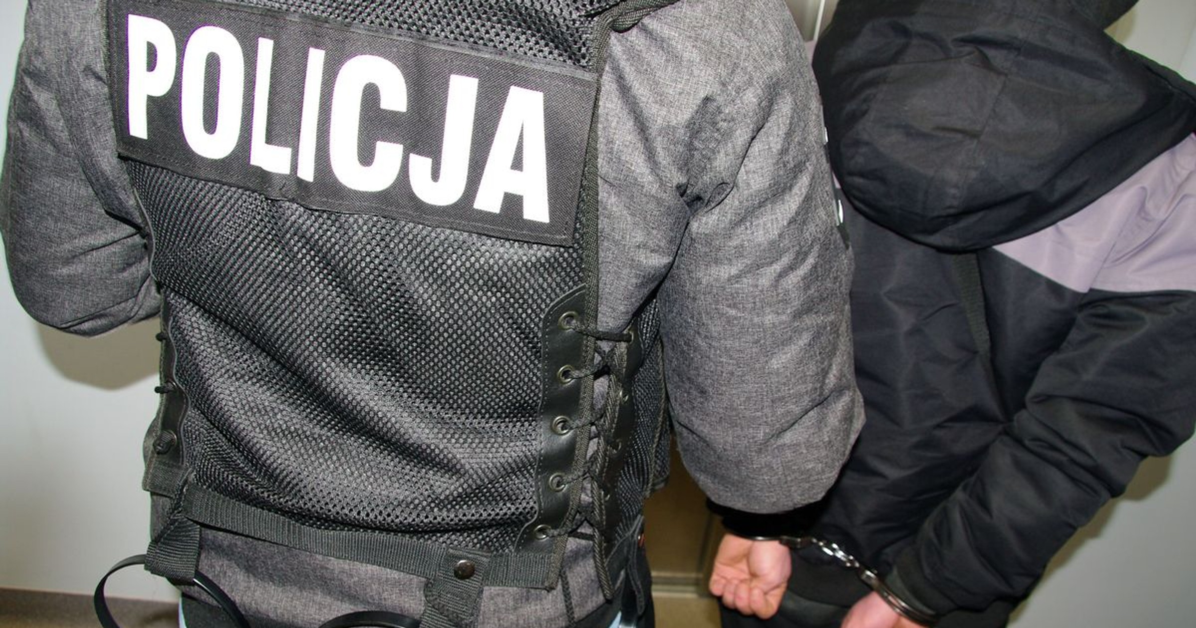 Nietrzeźwy kierowca zatrzymany przez policjanta po służbie