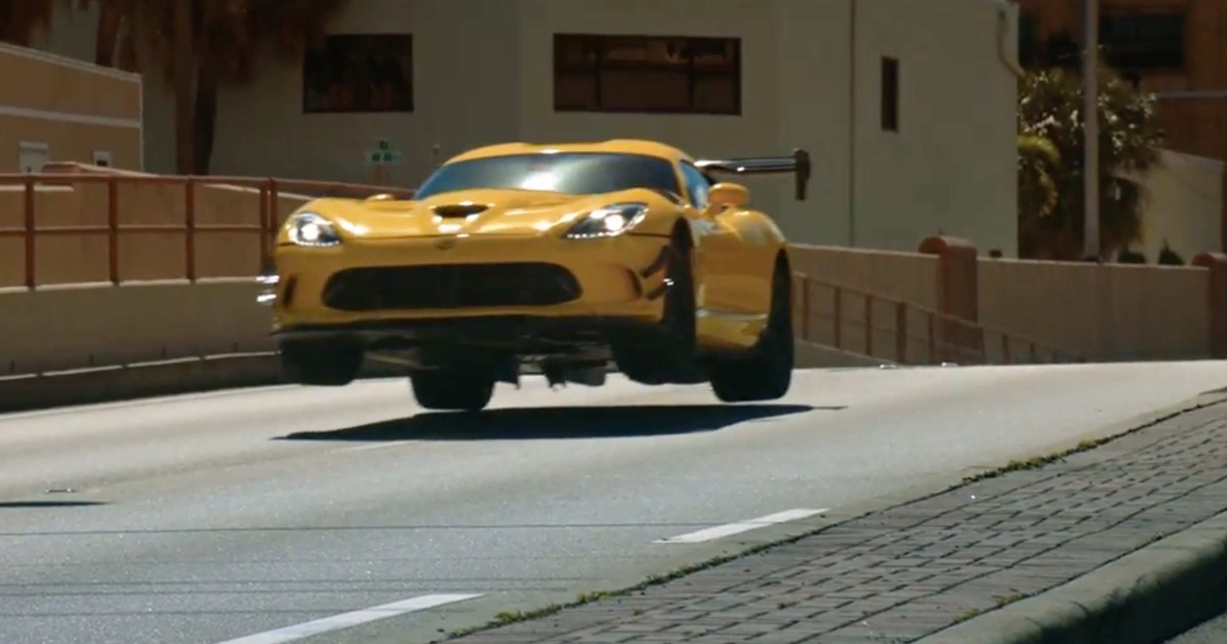 Dodge Viper ACR