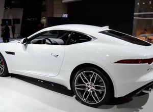 Tokio 2013 - Jaguar F Type R Coupe