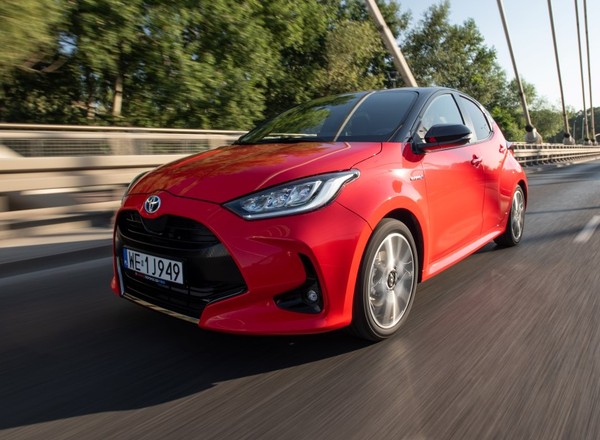 Toyota Yaris – nieprzerwane pasmo sukcesów