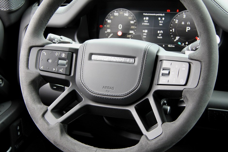 Land Rover Defender 90 V8
