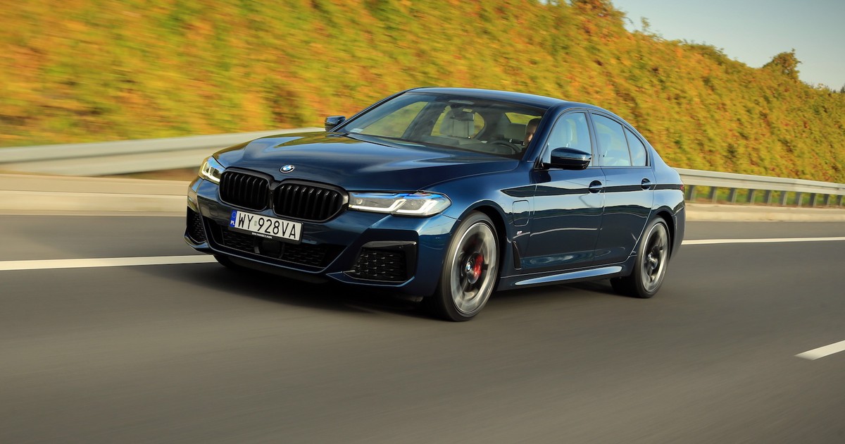BMW 545e xDrive (2021, G30 LCI)