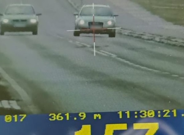 Przekroczył prędkość w terenie zabudowanym o ponad 100 km na godz. Jego tłumaczenie zaskakuje