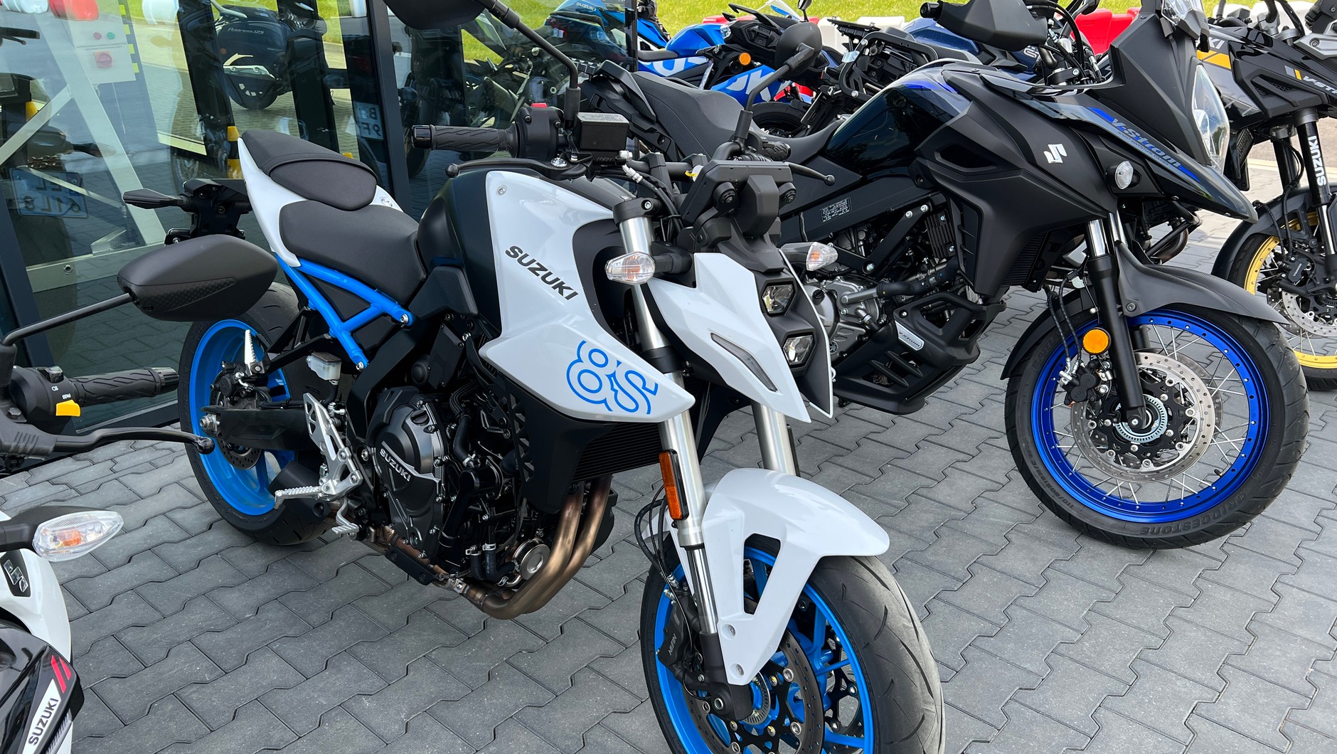 Prezentacja motocykli Suzuki na 2023 r.