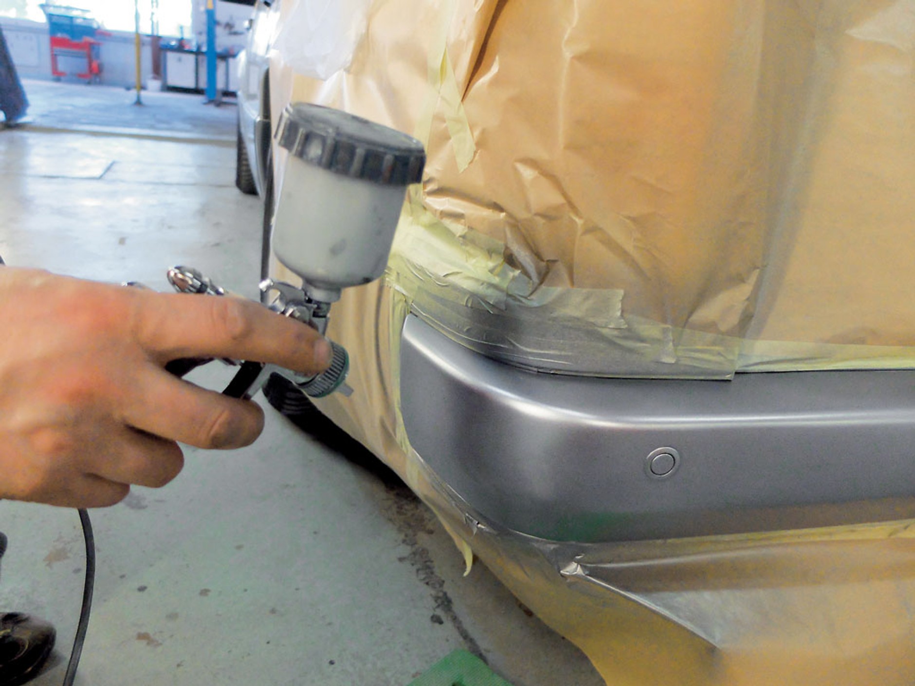 Malowanie powierzchni plastikowych