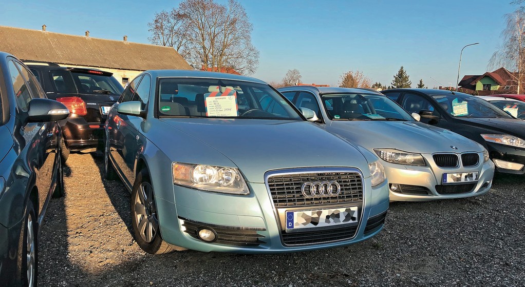 Komis z samochodami z importu