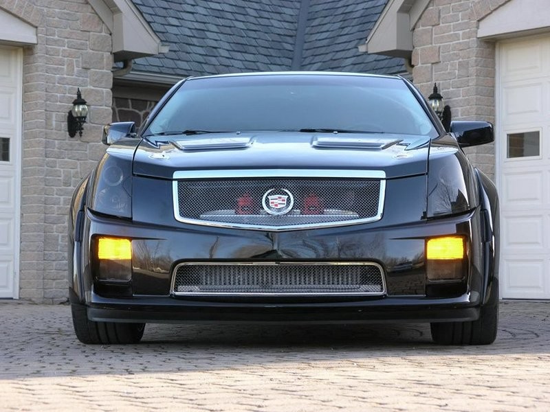 Predator Cadillac CTS-V: dwie sprężarki mechaniczne i 806 koni
