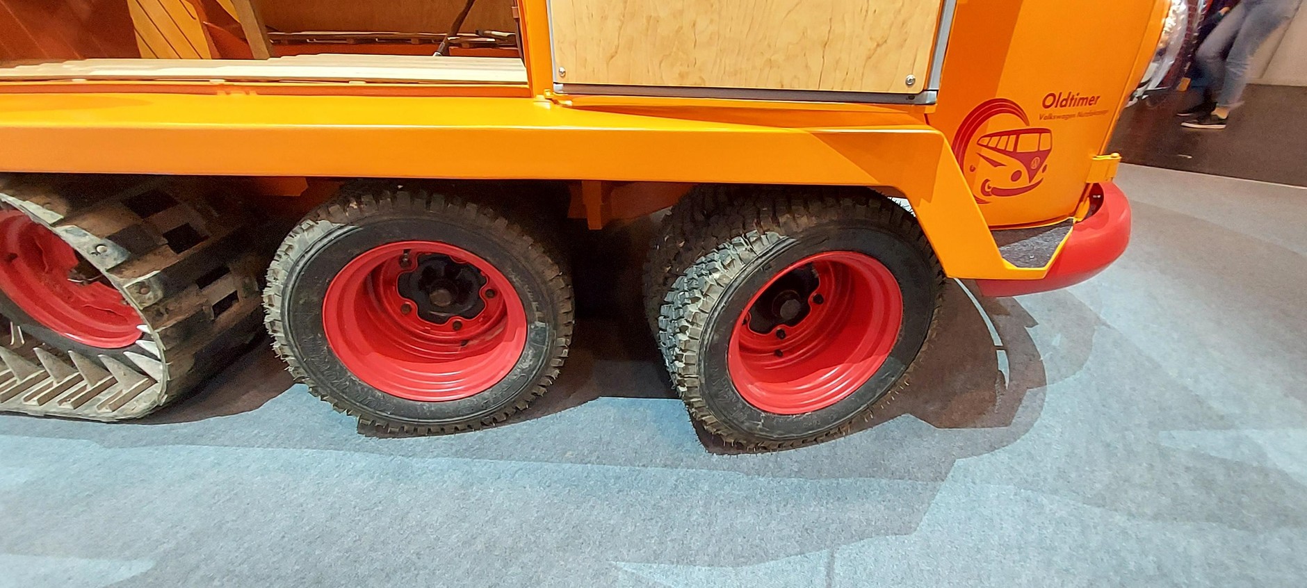 VW T1 na gąsienicach