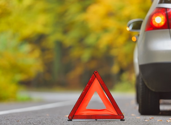 Awaria na autostradzie. Dzięki tym zasadom unikniesz najgorszego