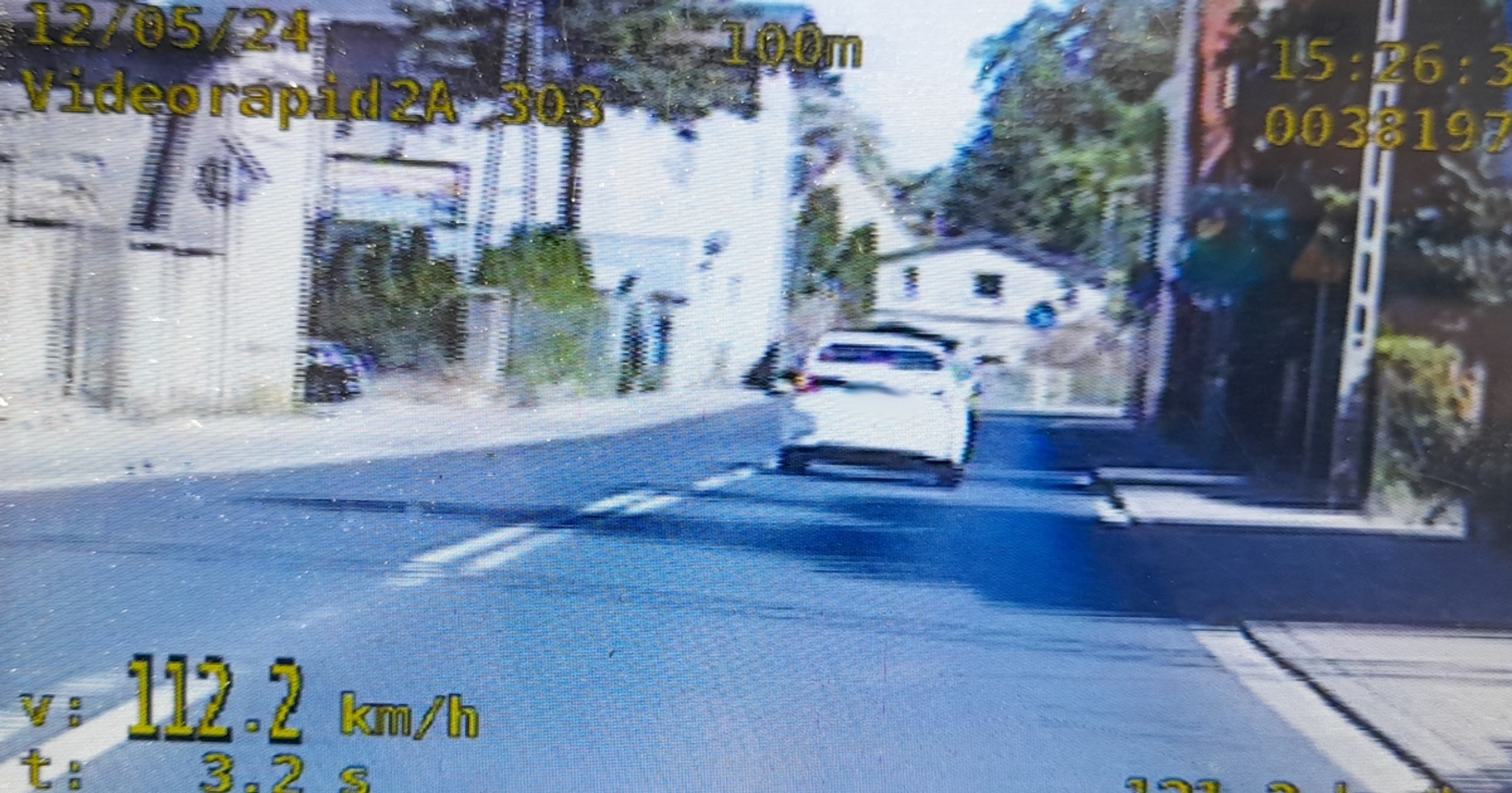 Obraz pochodzący z serwisu https://lubuska.policja.gov.pl/go/serwis-informacyjny/aktualnosci/50390,112-kmh-w-obszarze-zabudowanym-nieodpowiedzialny-kierowca-stracil-prawo-jazdy.html