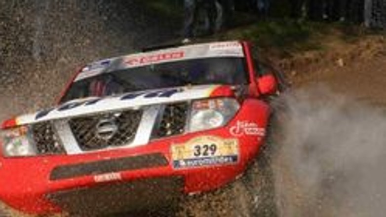 Dakar 2007: Hołowczyc jedzie dalej!