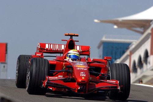 Dublet Ferrari nad Bosforem