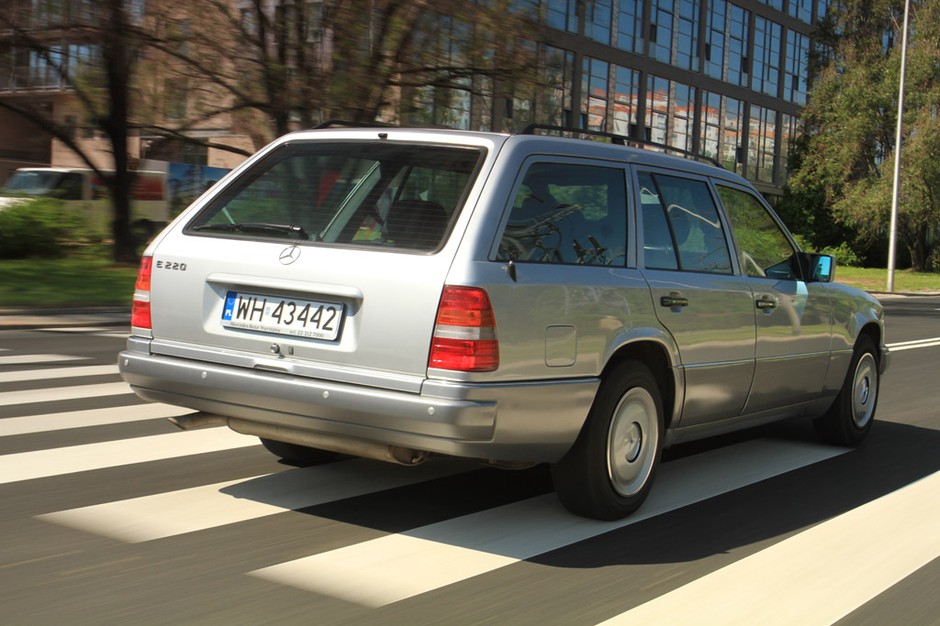 Mercedes W124 - klasyk na każdy dzień
