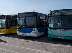 Autobusy z Polski trafiły do Lwowa. Są tam niezbędne