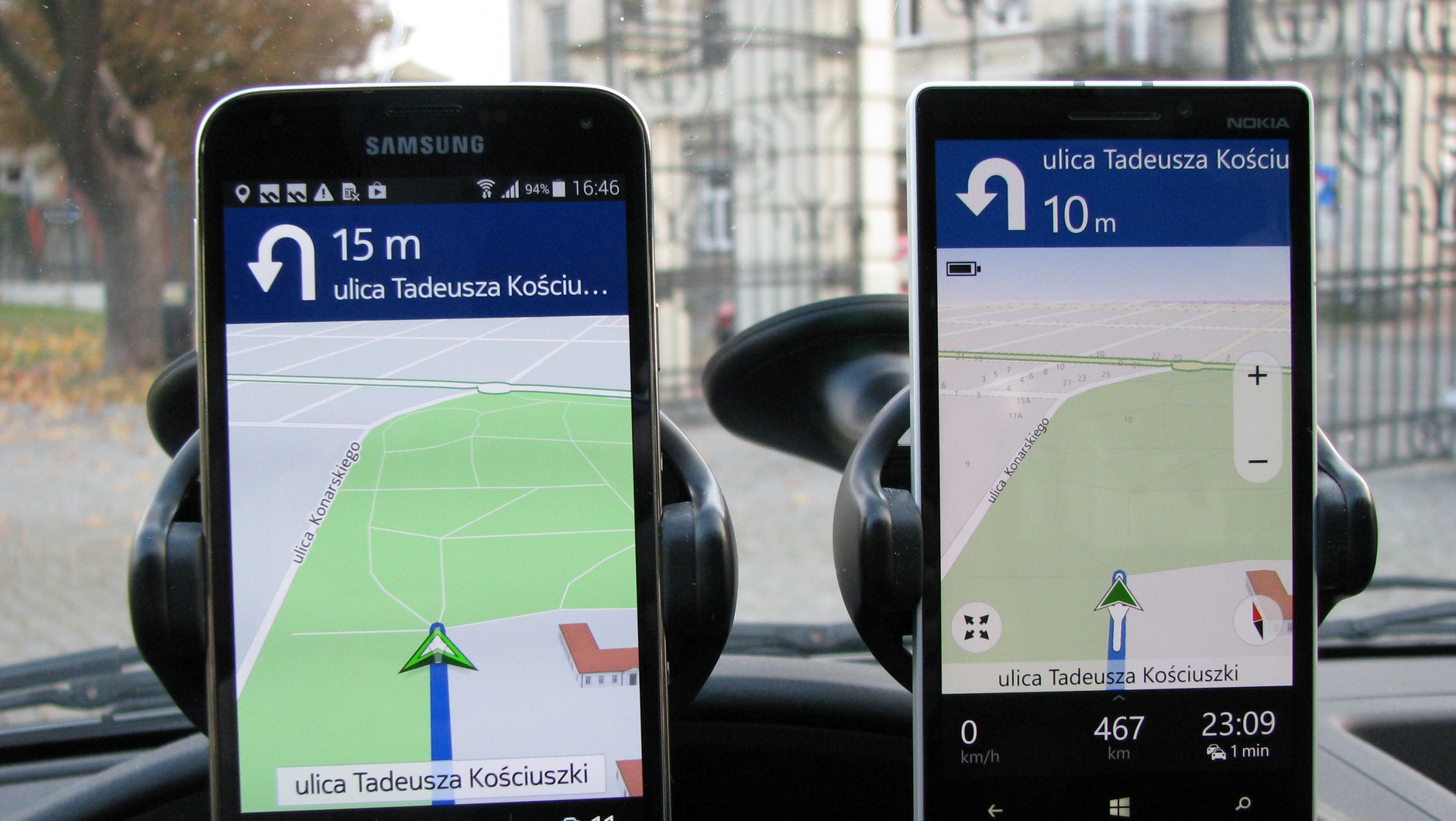 Here z Android i Windows Phone. Na zdjęciu Samsung Galaxy S5 i Nokia Lumia 930