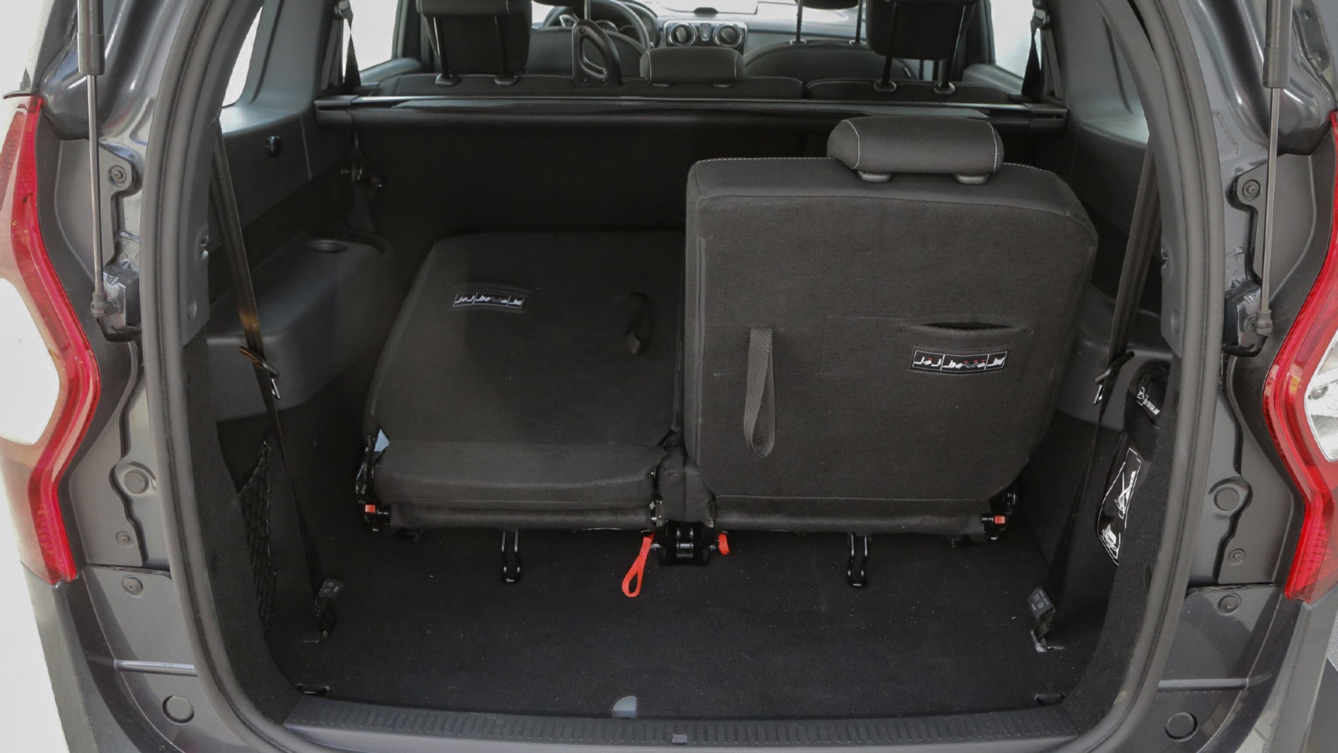 Dacia Lodgy (2012-22), z 2017 r. za 41 500 zł