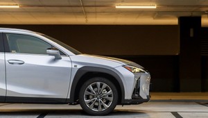 Hybryda nowej generacji w kolejnym aucie. Jest oszczędnie, premium, a auto jest teraz na promocji