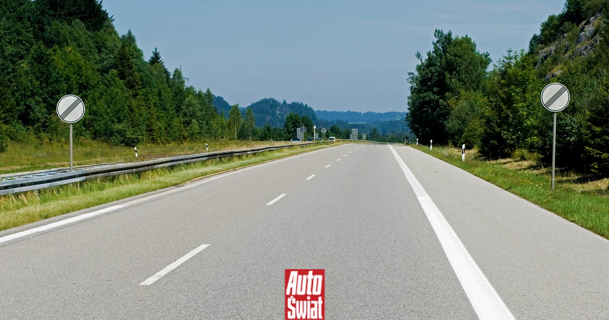Na niemieckiej A2 rozpędził się do ponad 320 km na godz. Teraz zapłaci i odpocznie od jeżdżenia