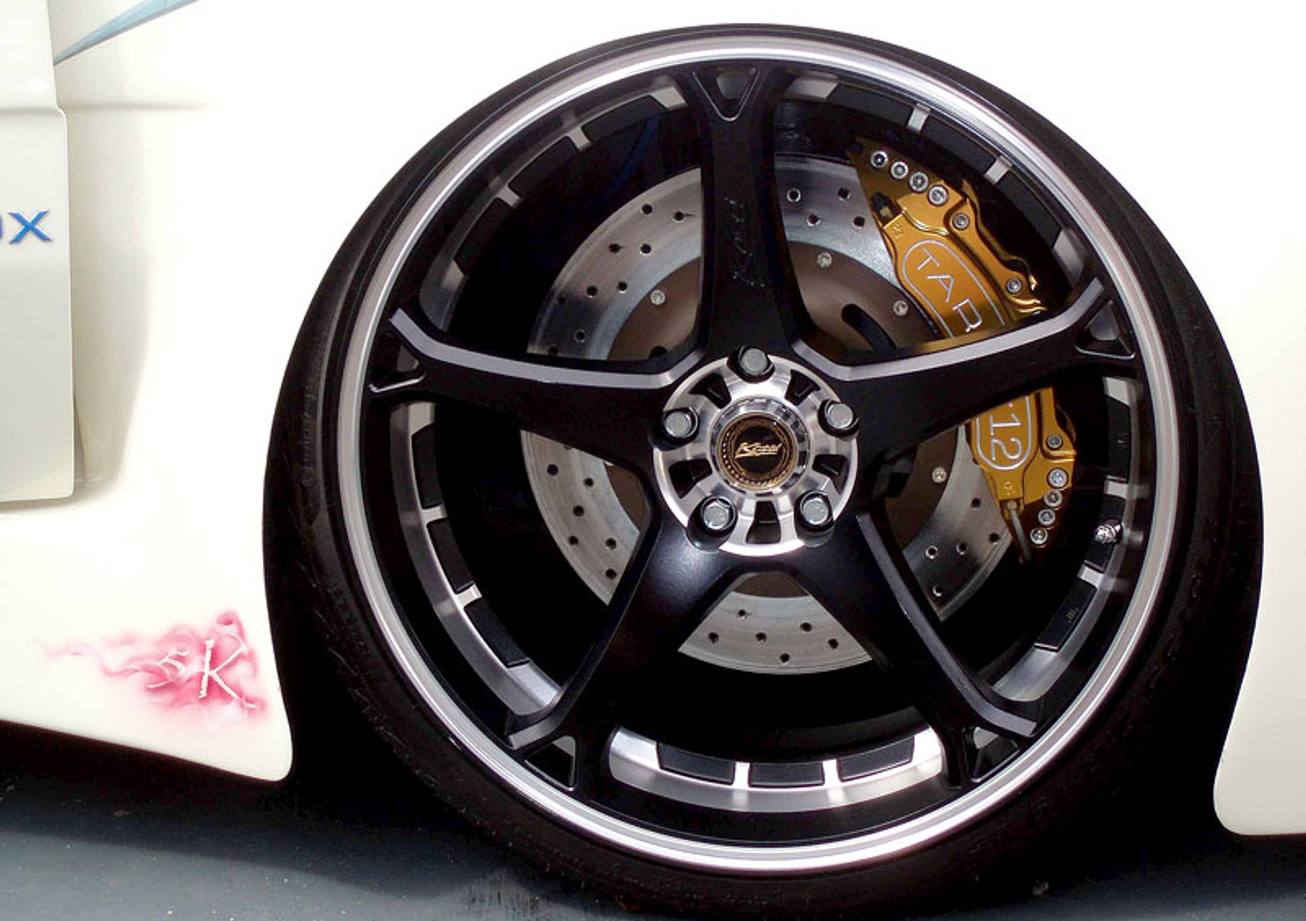 13. GTI Tuning International, Magny Cours