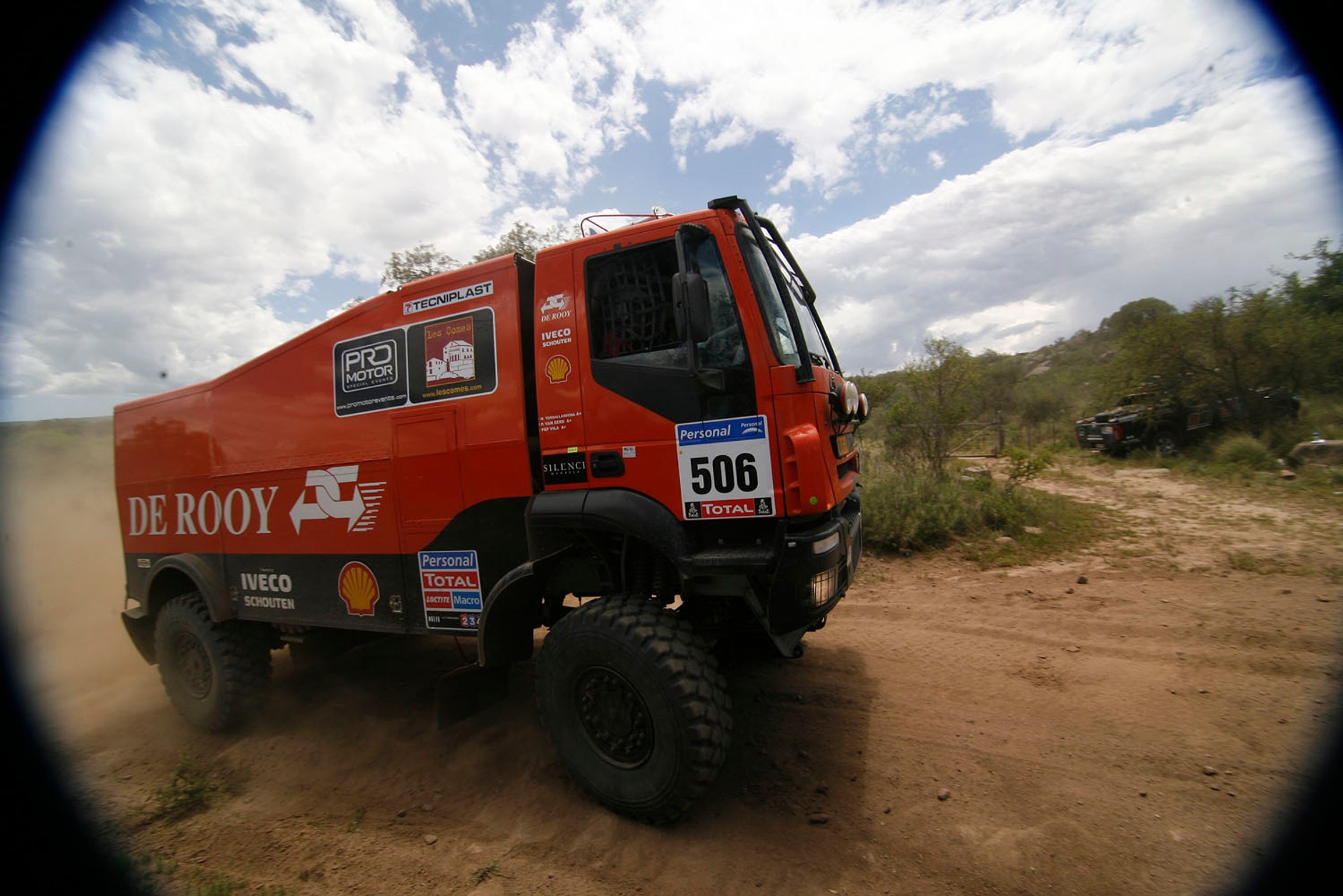 Rajd Dakar 2011: awans Hołowczyca (2.etap, wyniki, fot. Willy Weyens)