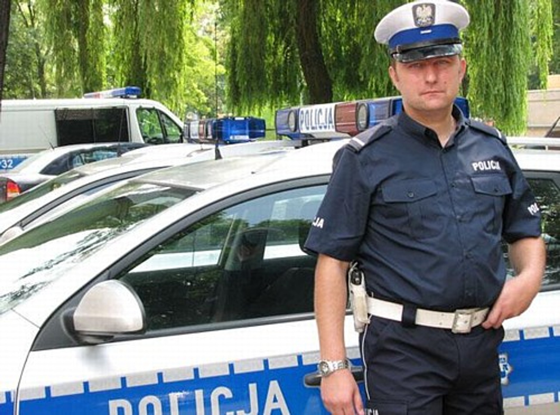 Koniec ze "smerfami". Policja ma nowe mundury