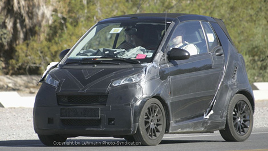 Zdjęcia szpiegowskie: Nowy Smart ForTwo urośnie o 20 cm