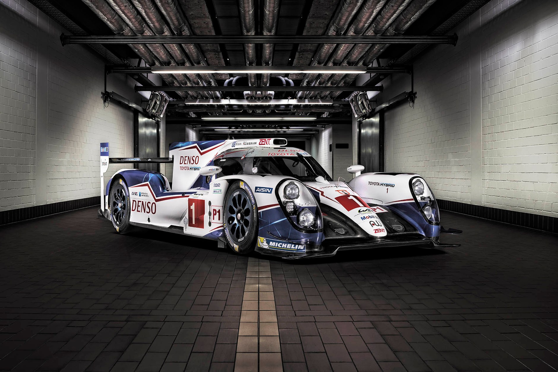 TS040 Hybrid 2015