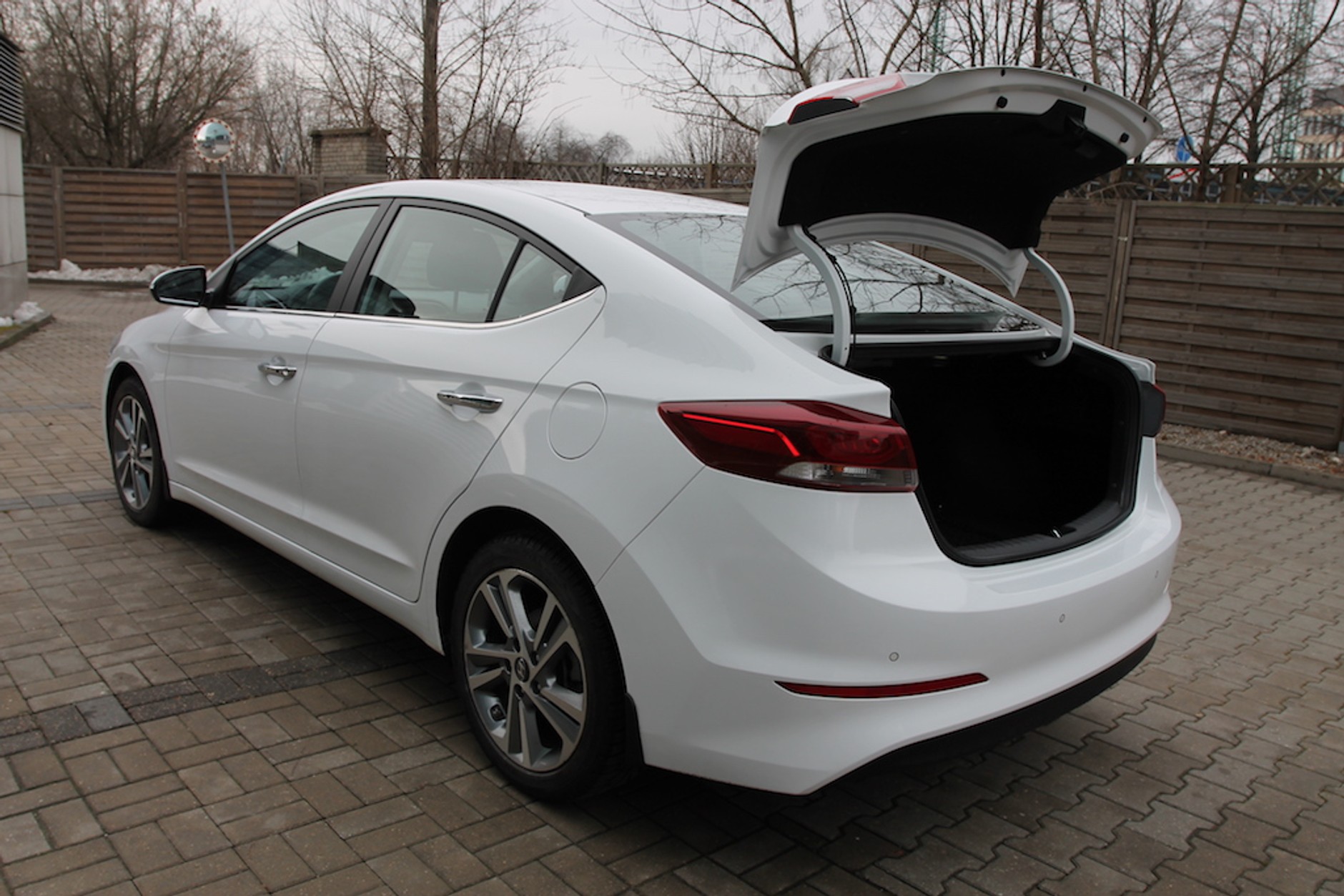Hyundai Elantra 1.6 CRDi