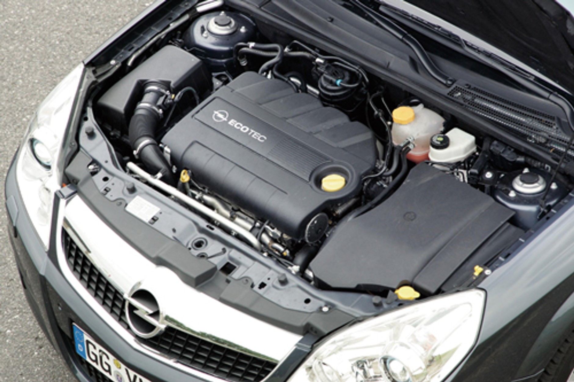 VW Passat, Ford Monde, Opel Vectra - Pakować. Klapy zamykać. Odjaaazd!