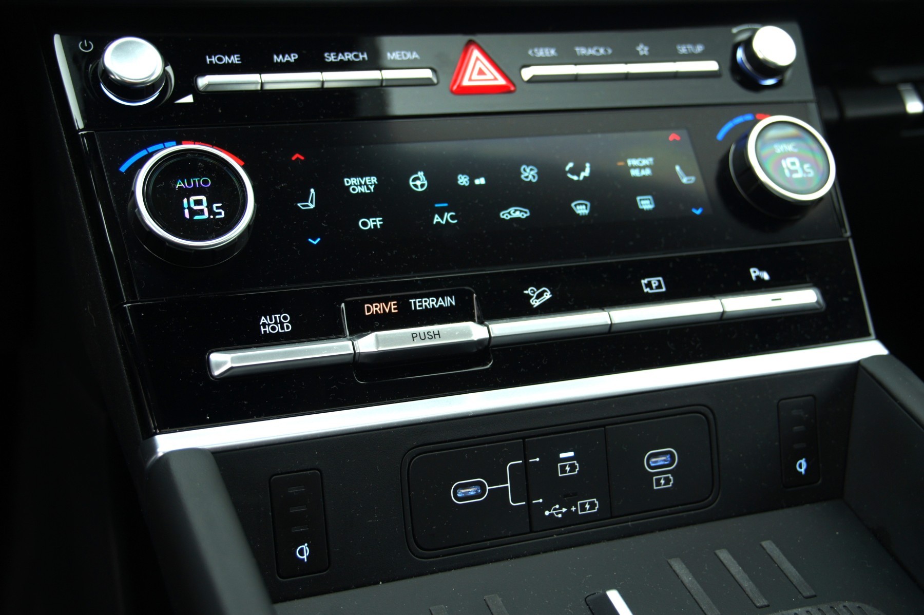 Hyundai Santa Fe Hybrid