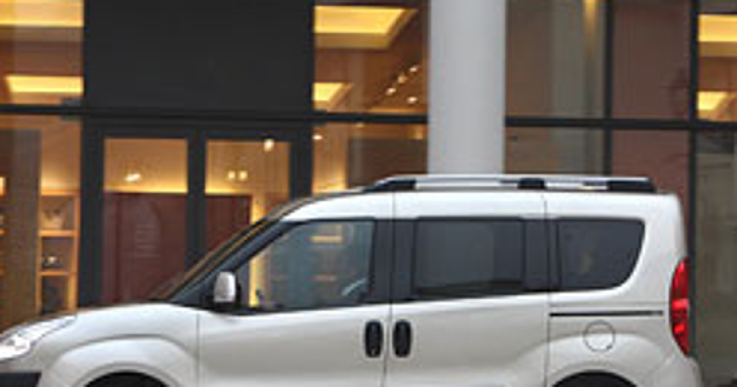 Nowy Opel Combo powstaje na bazie Fiata Doblo