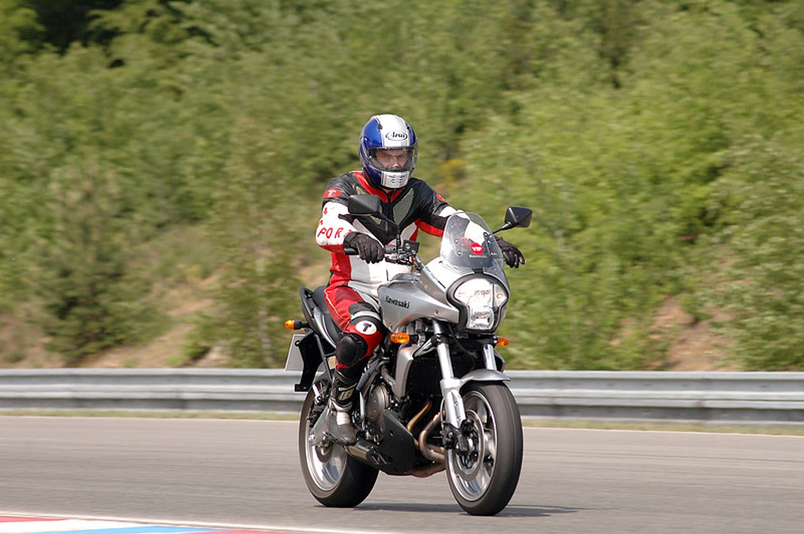 Dzień Kawasaki: tragiczny koniec małej ZX-6R Ninja (+ duża fotogaleria)