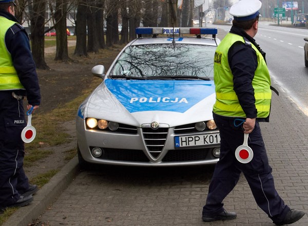 Spłacają mandaty w ratach i… dostają dodatkową karę