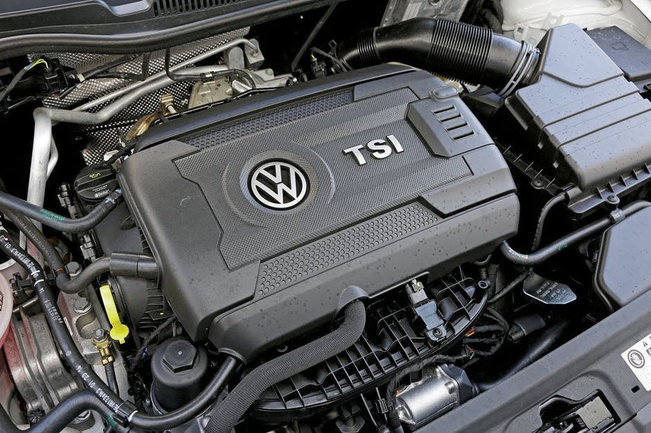 Niby są inne, a jednak... - Nissan Juke Nismo RS kontra VW Polo GTI