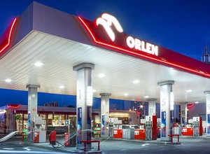 Kolejna podwyżka hurtowych cen paliw w PKN Orlen. Na stacjach litr ON przebił osiem złotych