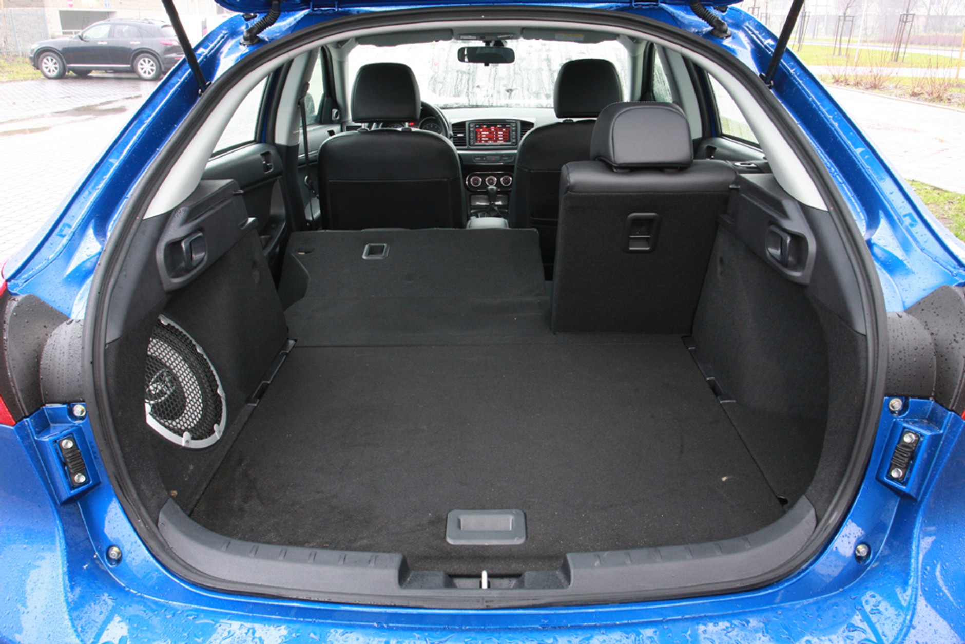 Mitsubishi Lancer 1.8 Sportback: Uwodzi agresywną stylistyką