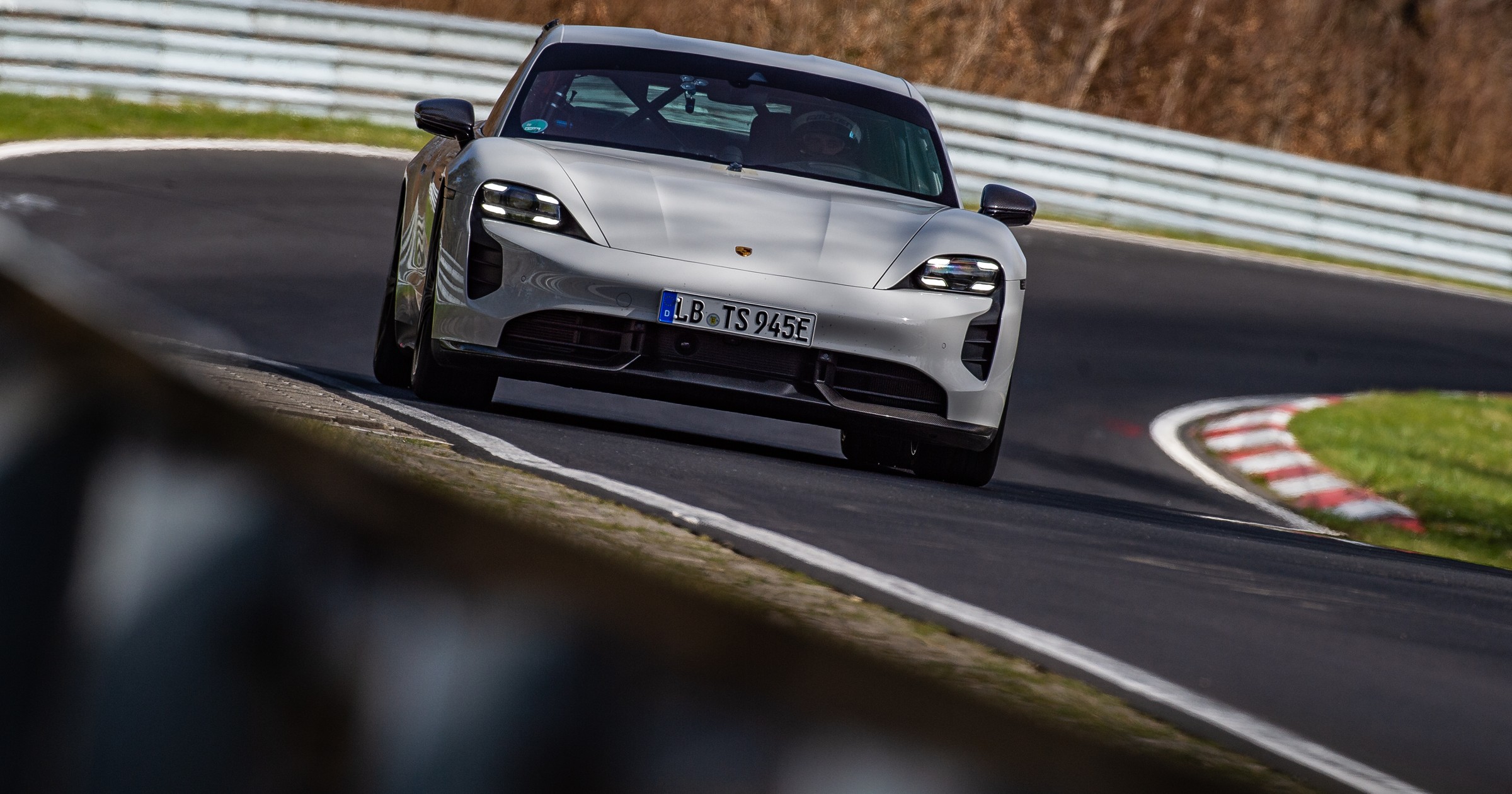 Porsche Taycan Turbo S Performance
