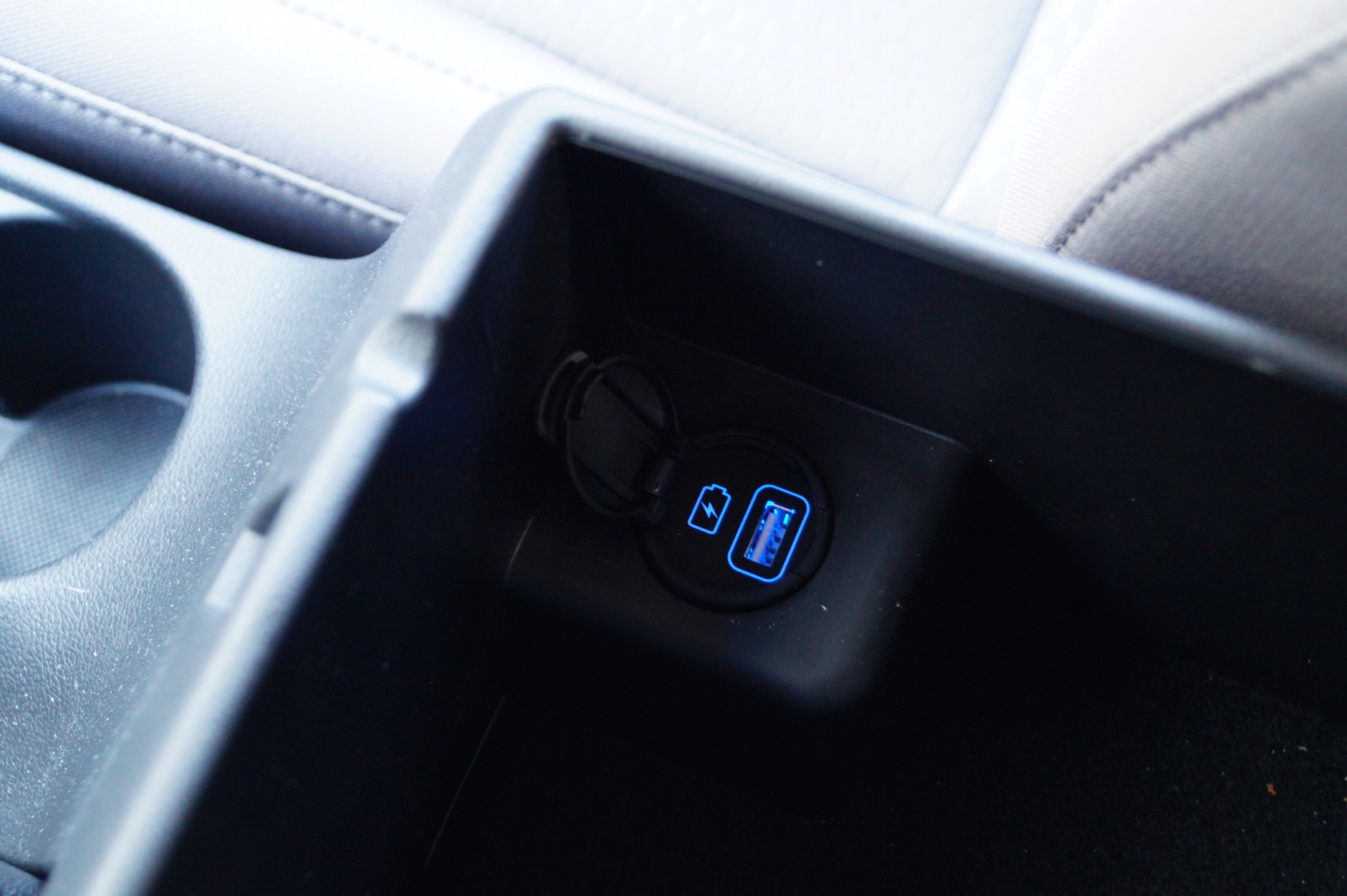 Hyundai Elantra 1.6 MPI