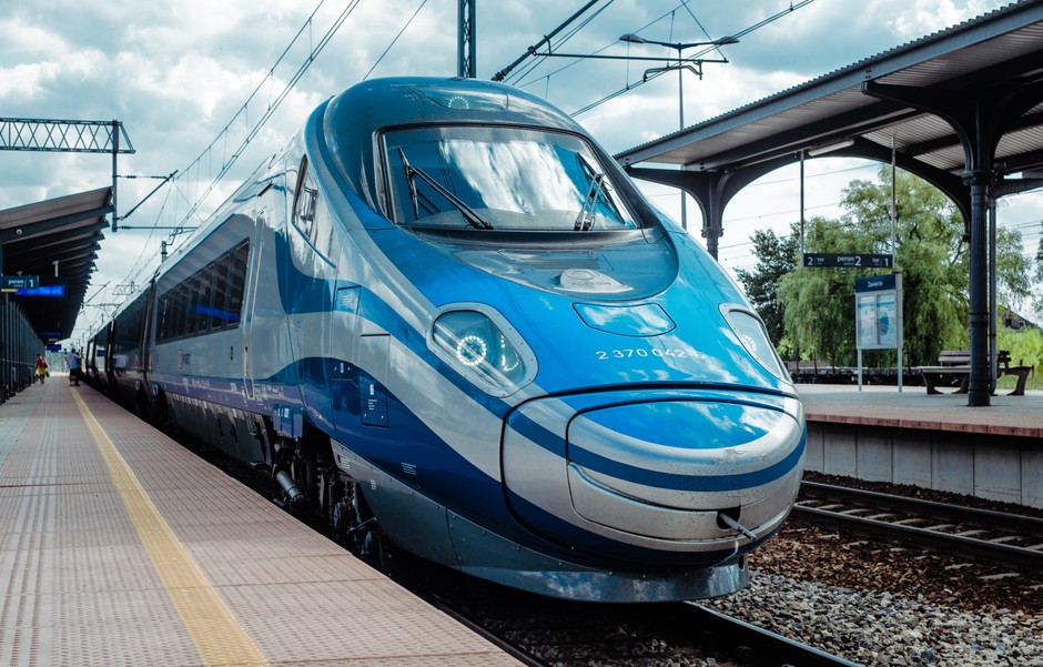 Pociągi EIP (Pendolino) realizują najdroższe połączenia kolejowe w Polsce