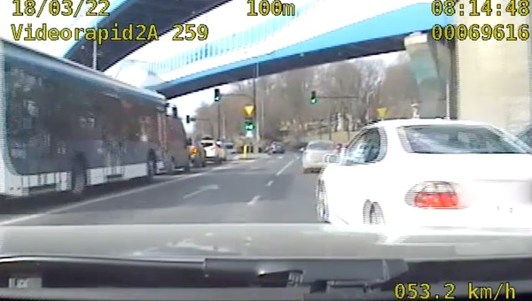 "Miał pecha". Wymusił pierwszeństwo na radiowozie grupy Speed