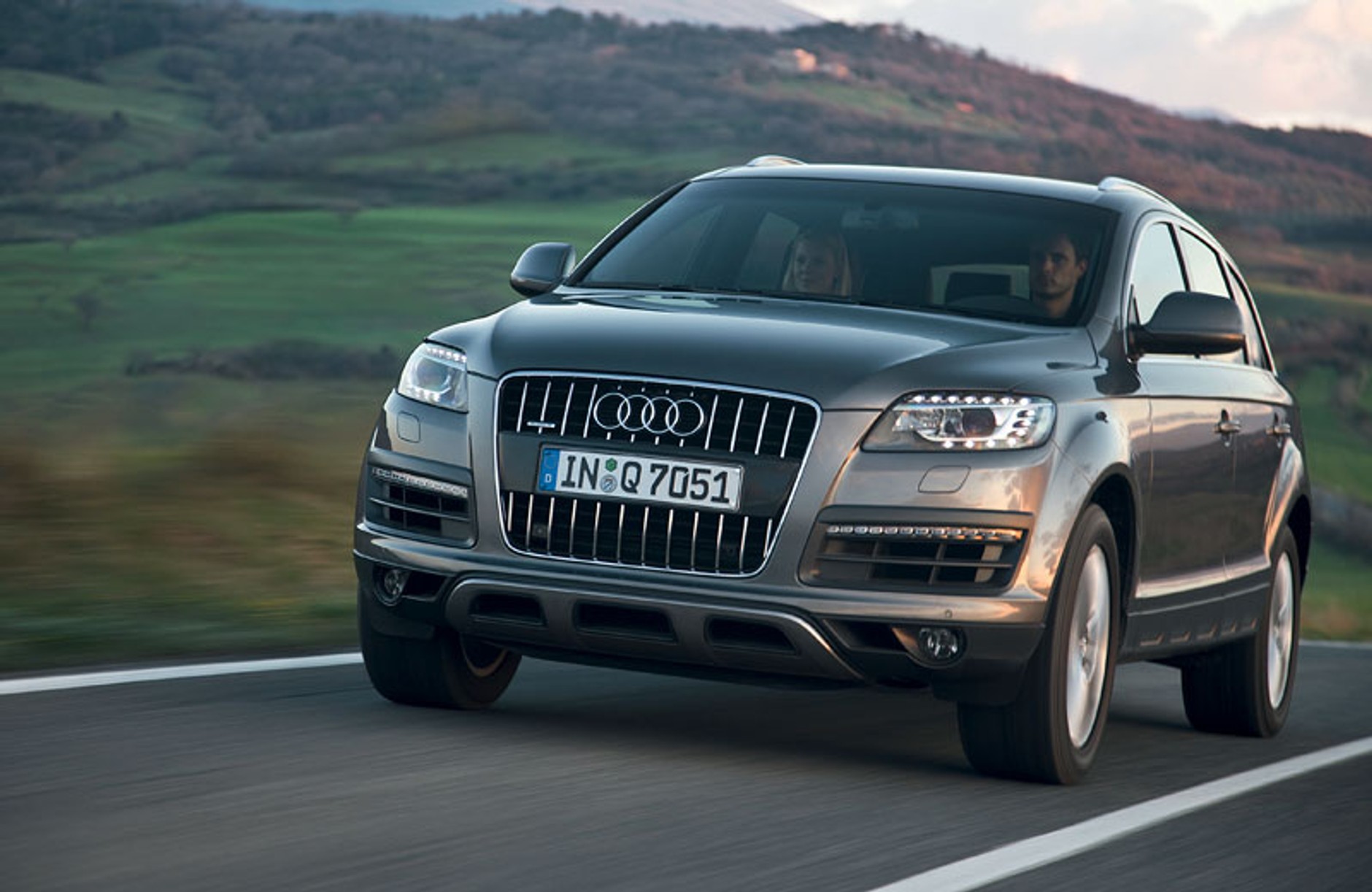 Audi Q7: facelifting i mniejsze zużycia paliwa (fotogaleria)