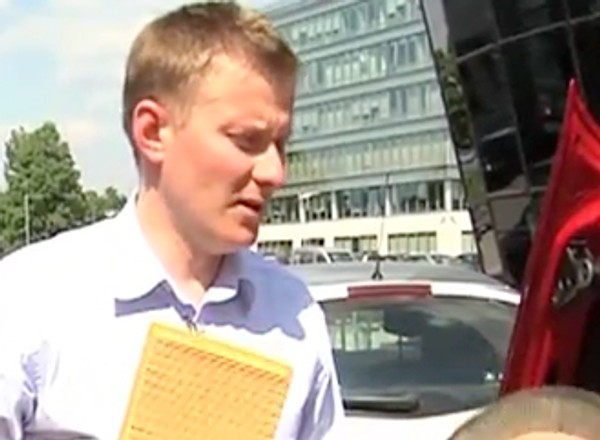 Jak wymienić filtr powietrza?